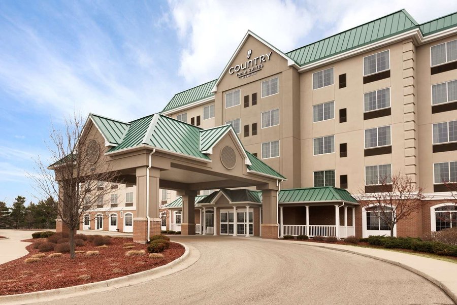 COUNTRY INN & SUITES BY RADISSON, GRAND RAPIDS EAST, MI $109 ($̶1̶6̶2̶