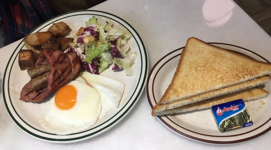 燻香腸與厚培根肉片 S&B Sausage & Bacon