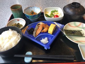 餐飲