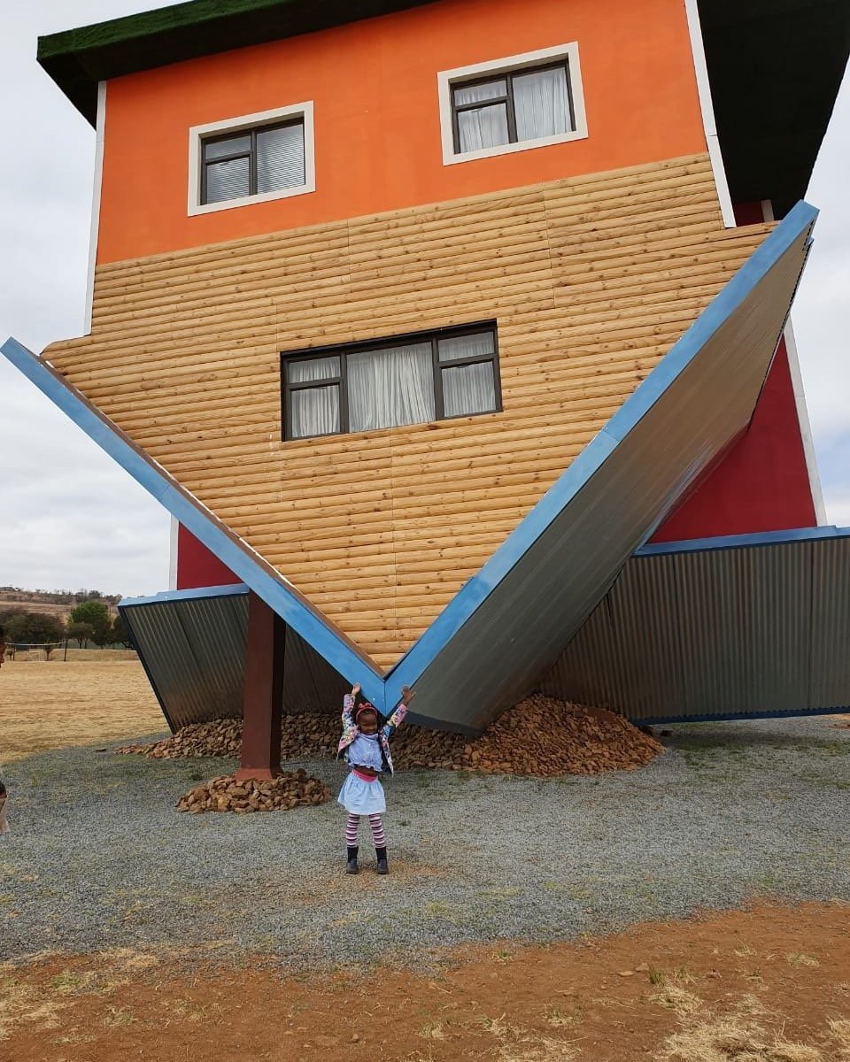 UPSIDE DOWN HOUSE (Hartbeespoort) - All You Need to Know BEFORE You Go