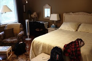 Room & Suite