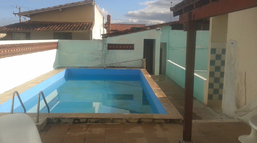 Hotel Lagos de Araruama piscina.