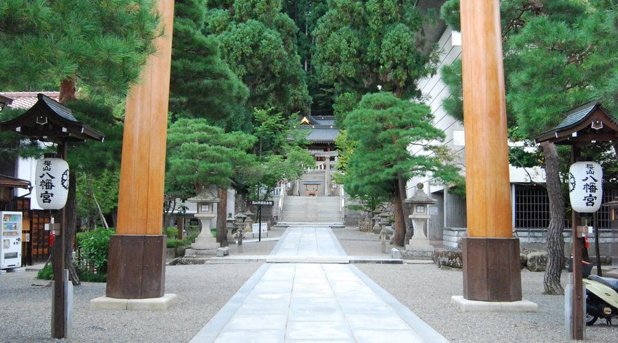 櫻山八幡宮参道