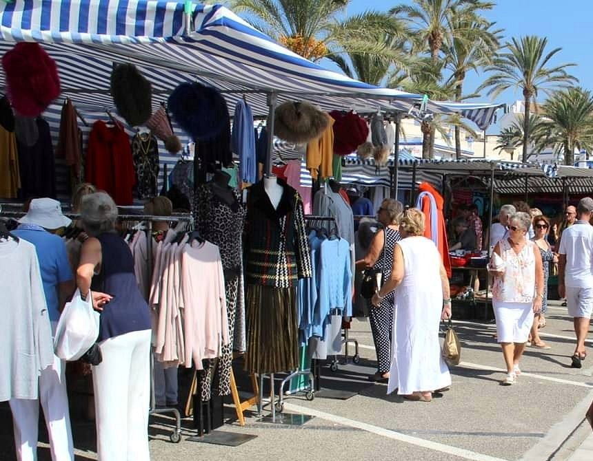 Puerto Banus Street Market - Picture of Puerto Banus Street Market, Marbella  - Tripadvisor