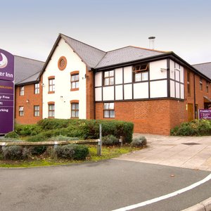 Premier Inn Chester Central (South East) hotel exterior