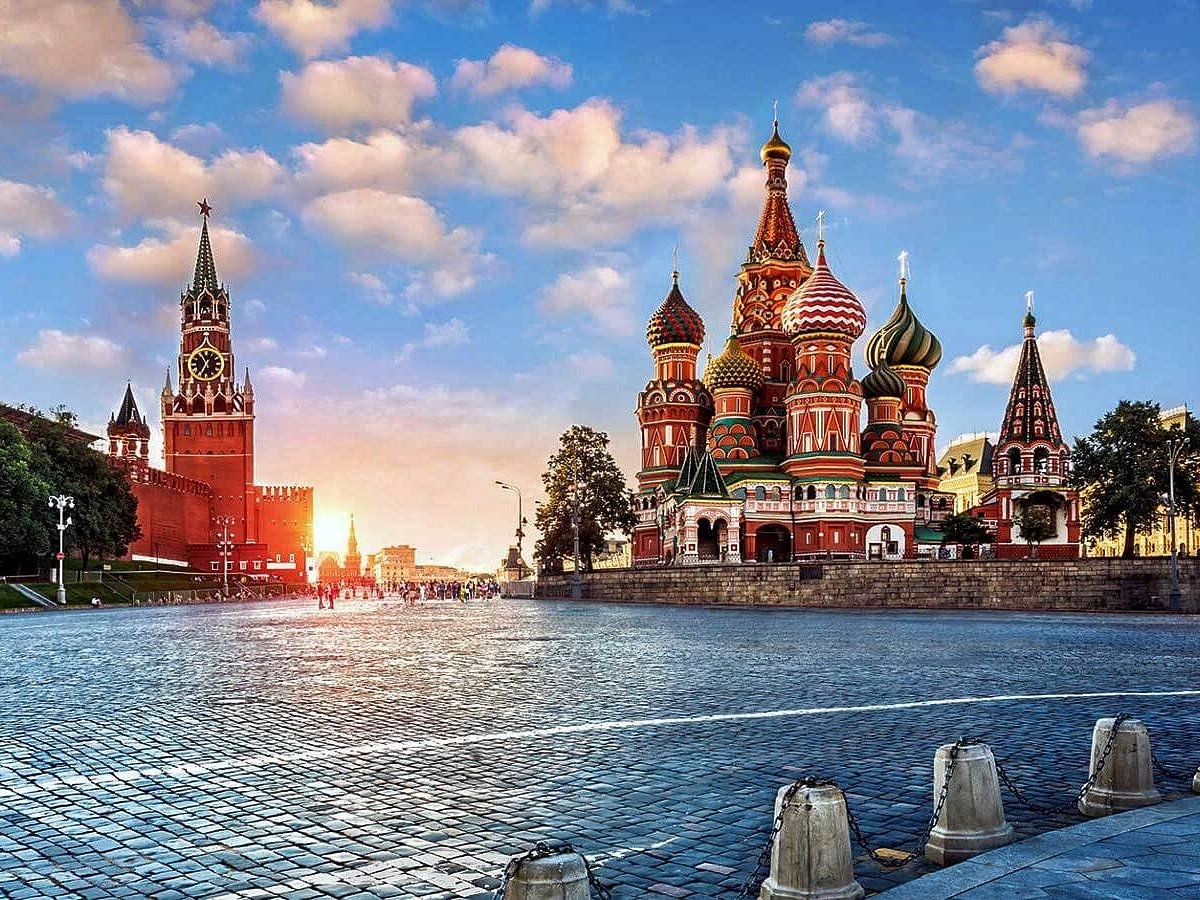 Ясные дни в году в москву. Красная площадь. Москва летом. Красная площадь панорама. Панорама красной площади в Москве.