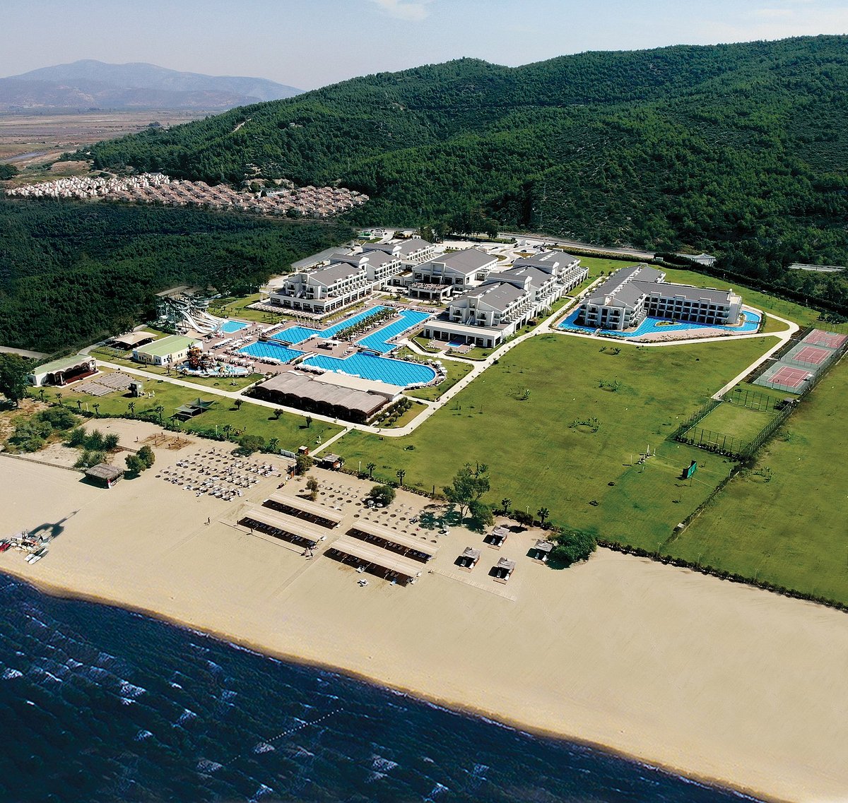 Korumar Ephesus Beach &amp; Spa Resort, Selçuk bölgesinde otel