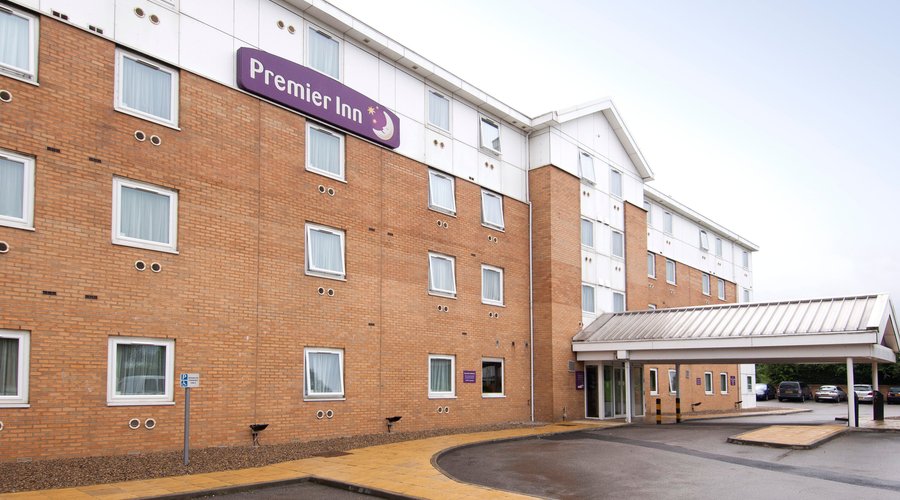 Premier Inn Leeds City (Elland Road) hotel exterior