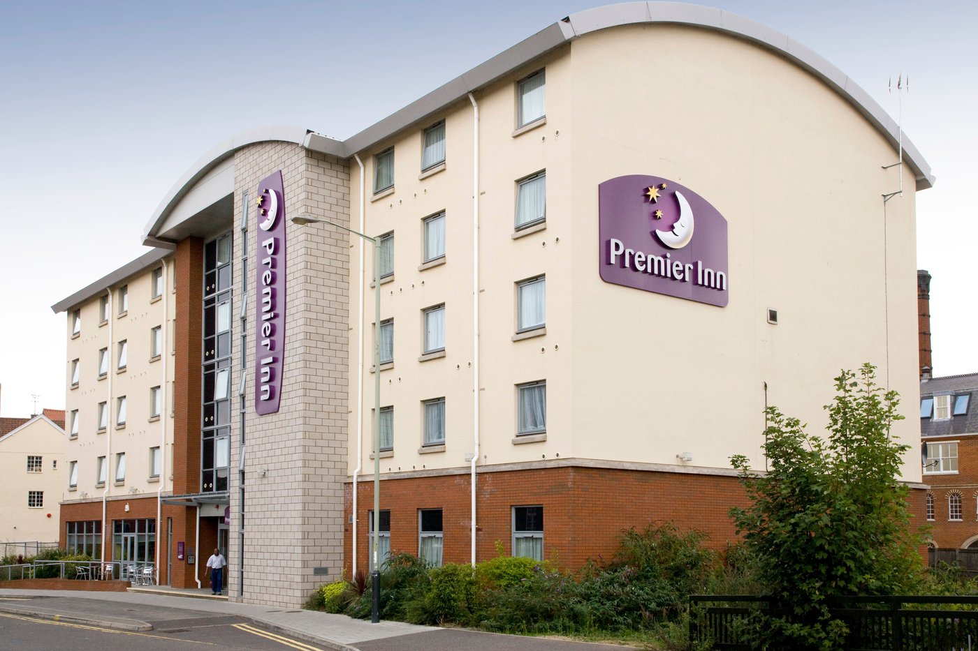 PREMIER INN NORWICH CITY CENTRE - DUKE STREET HOTEL - Updated 2024 ...