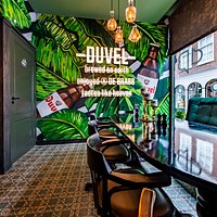Duvel table
