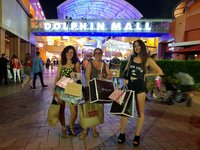 Tripadvisor | Dolphin Mall le meilleur shopping proposé par Miami Best  Tours | Miami Beach, Floride