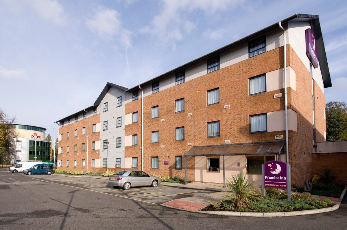 PREMIER INN MANCHESTER WEST DIDSBURY HOTEL $56 ($̶7̶2̶) - Updated 2022 ...