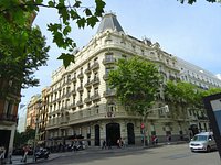 Calle Serrano. Glamour en Madrid - Barceló Experiences