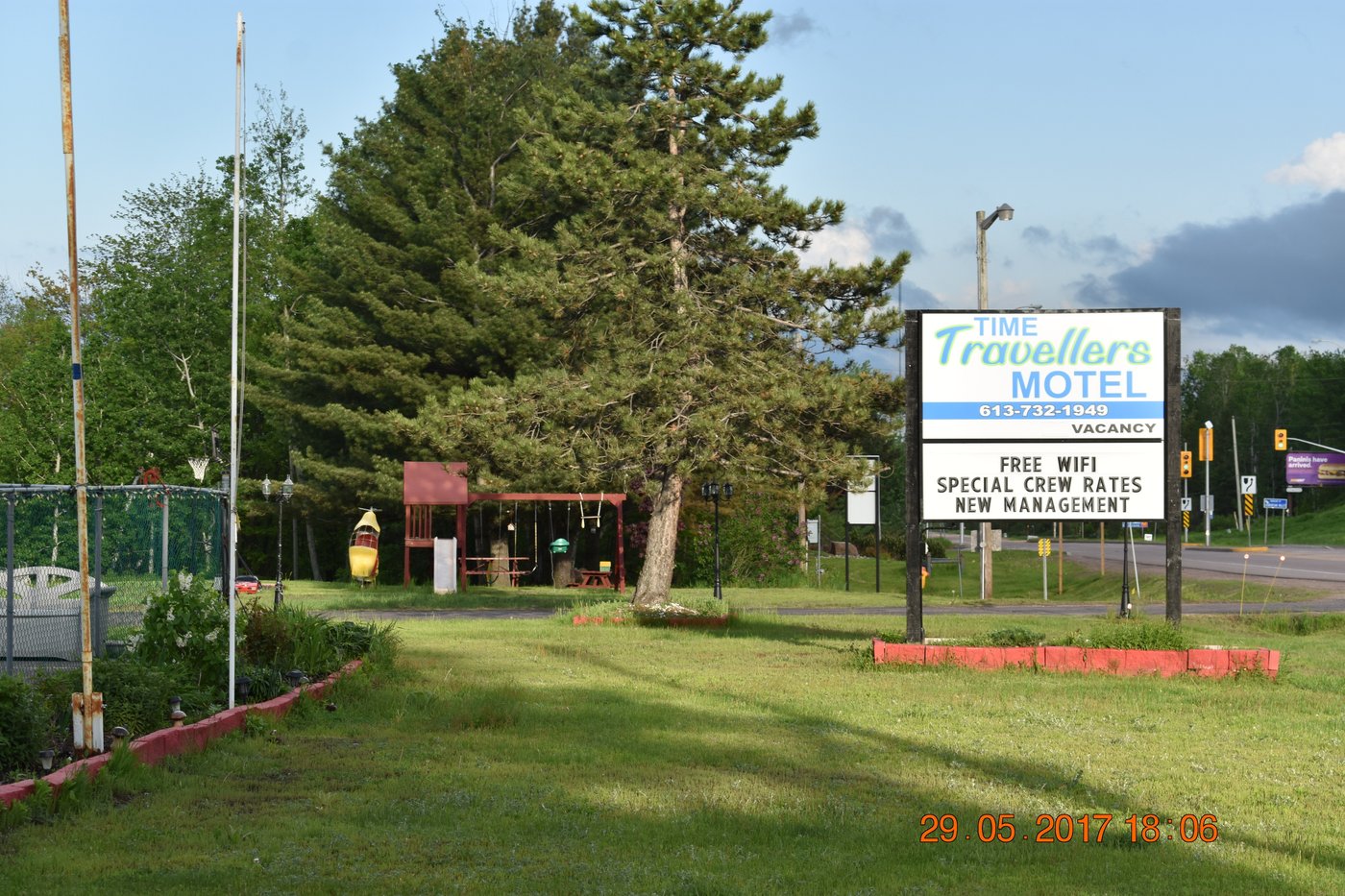 Time Travellers Motel Ontario Canada