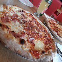 Great pizza and dessert