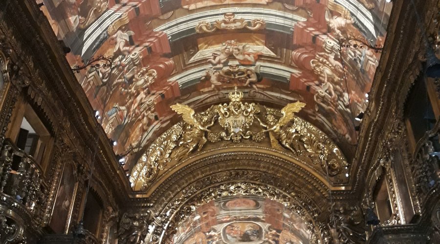 Igreja  de São Francisco da Penitência, uma jóia do barroco em pleno centro do Rio. Construída em cedro e revestida em ouro, imponente, merece várias visitas.