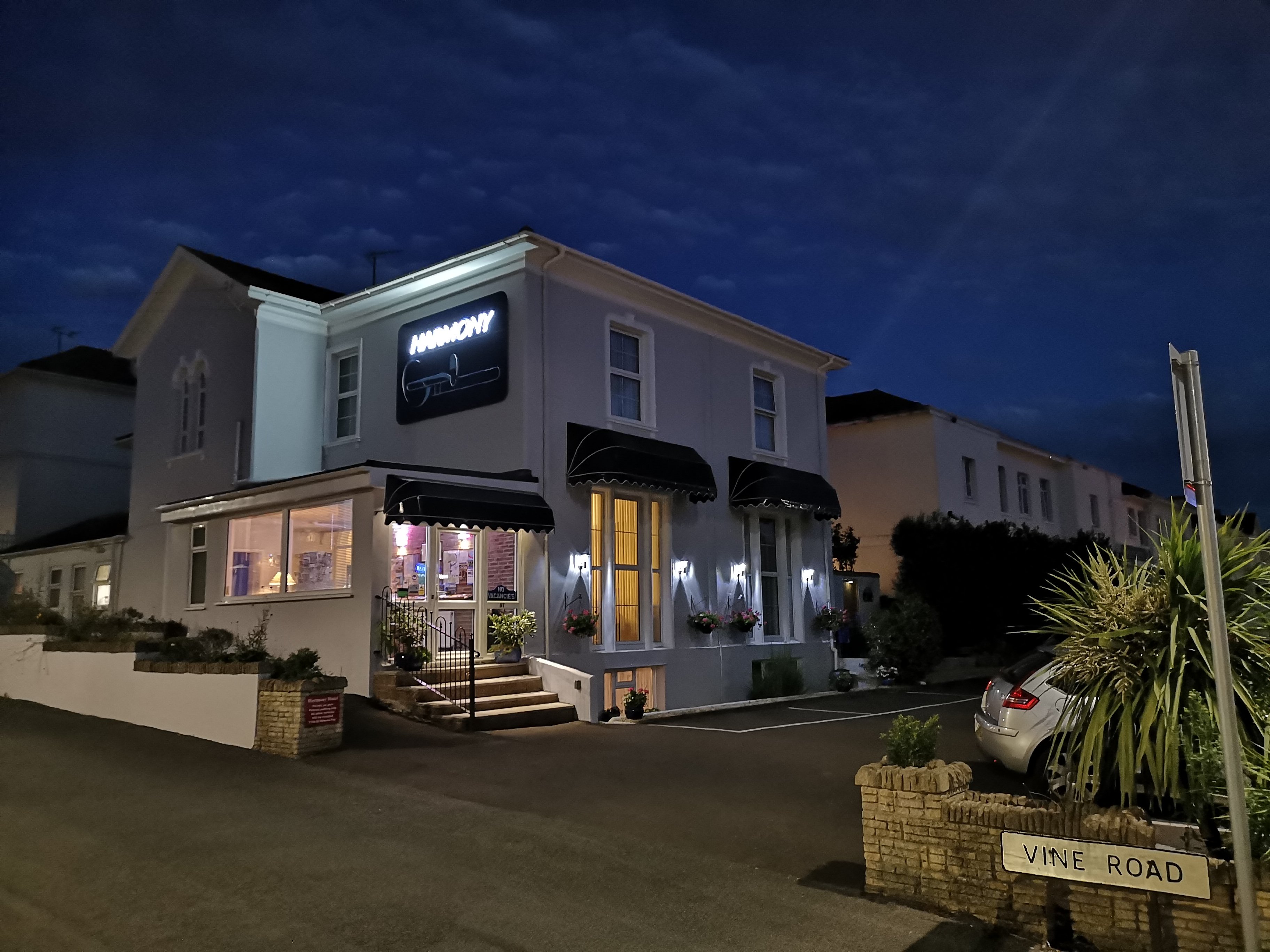 HARMONY TORQUAY - Updated 2021 Prices, B&B Reviews, And Photos ...