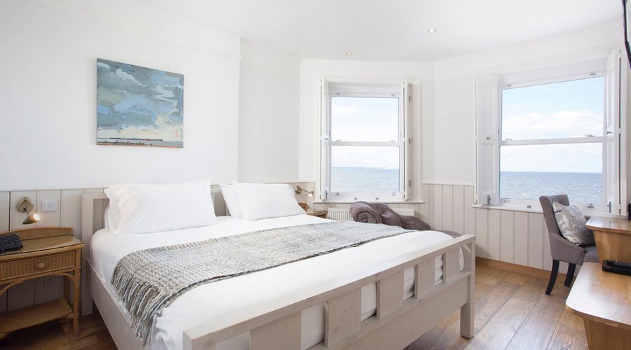 Deluxe Seaview Room