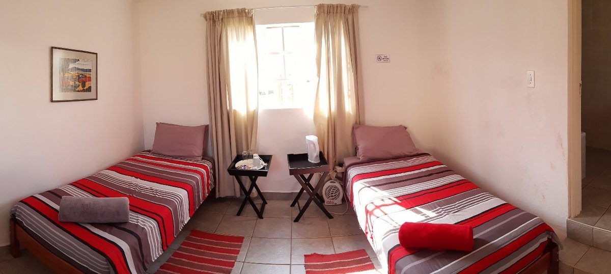 AFRICAN VIOLET - Prices & Hostel Reviews (Eswatini (Swaziland)/Mbabane)