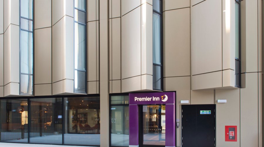 Premier Inn Liverpool City Centre (Lime Street) hotel exterior