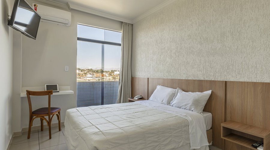APARTAMENTO DUPLO CASAL
