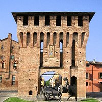 Porta Ferrara, unica costruzione rimasta dell'antico Castello di San Giorgio in Piano