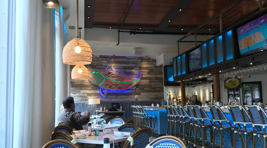 Izzy's Fish and Oyster