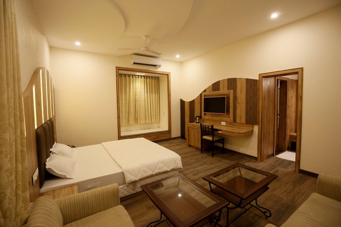 HOTEL DEVI PALACE RESORT & SPA - Prices & Reviews (Udaipur, India) HOTEL DEVI PALACE RESORT & SPA - Prices &  Reviews (Udaipur... 