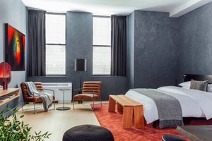 Room & Suite
