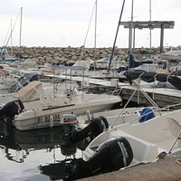 Vue du port de Tolga