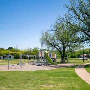 LAKE KIRBY PARK & NATURE PLAY AREA (Abilene) - What to Know BEFORE You Go