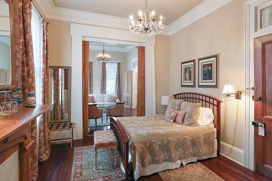 Elysian Fields Inn Updated 21 Prices Reviews New Orleans La Tripadvisor Elysian Fields Inn Updated 21 Prices Reviews New Orleans La Tripadvisor