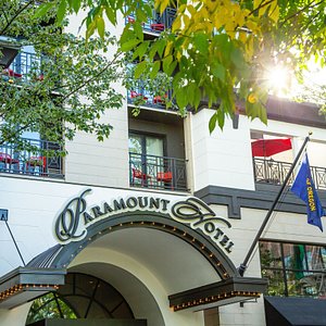 Paramount Hotel in Portland