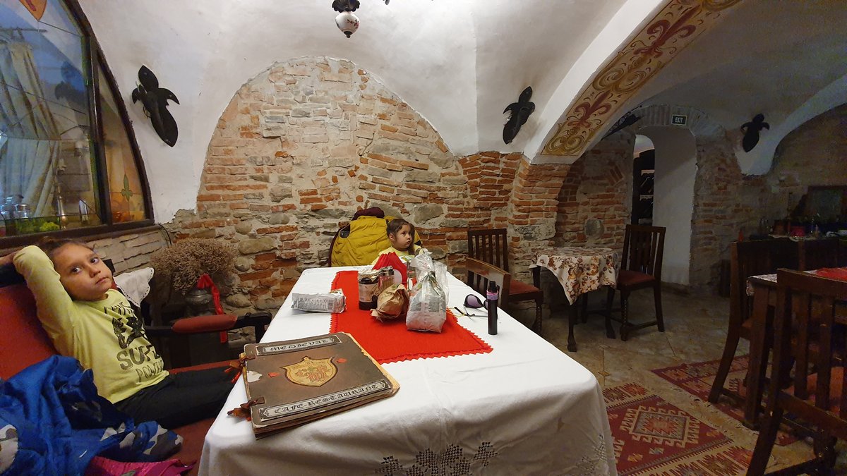 MEDIEVAL CAFE RESTAURANT, Sighisoara - Menú, Precios y Restaurante  Opiniones - Tripadvisor