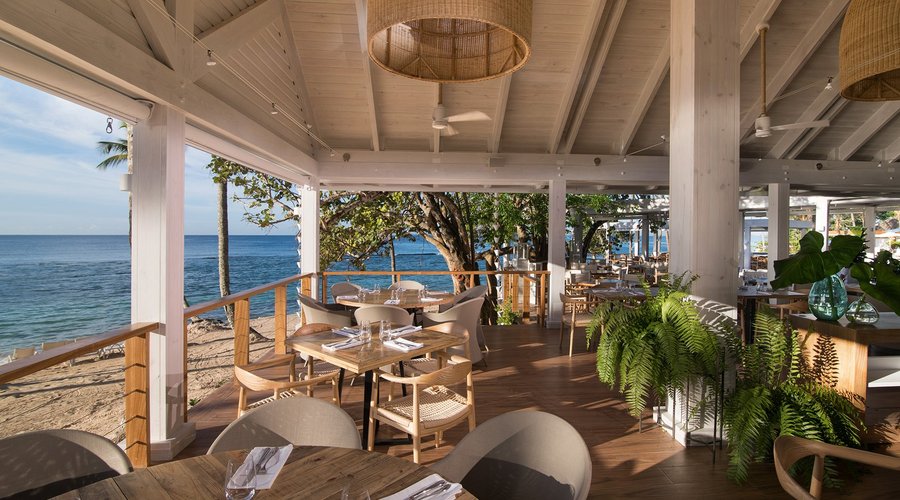 Minitas Beach Club & Restaurant