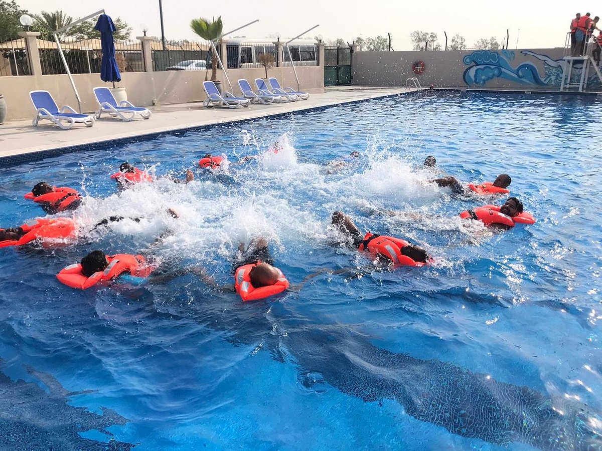 yacht school dubai