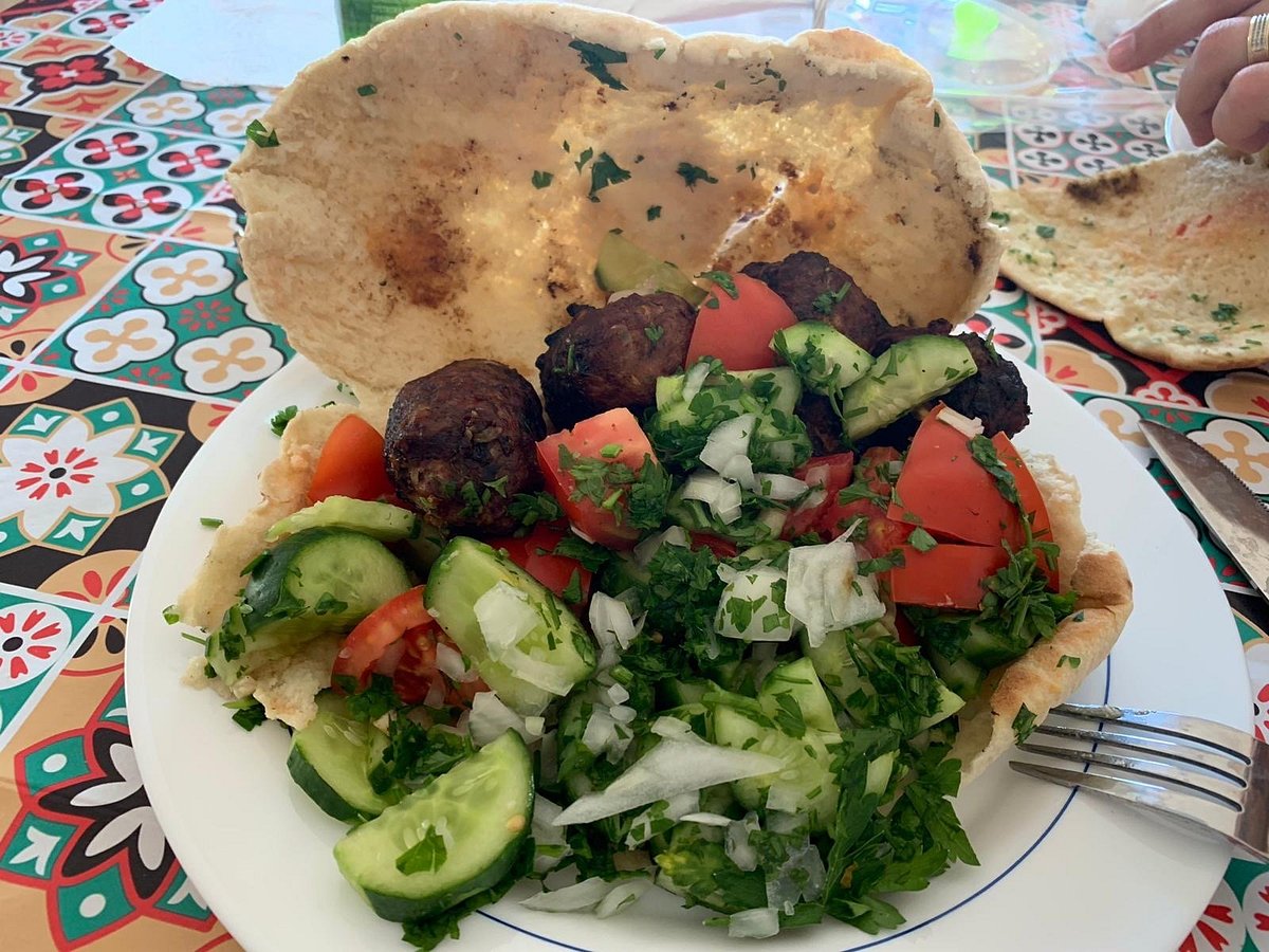 Souvlaki Drosia, Nikos Larnaka, Ларнака - фото ресторана - Tripadvisor