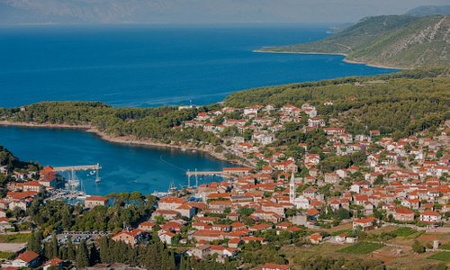 Enjoy beautiful views of Jelsa from the air 😊👌