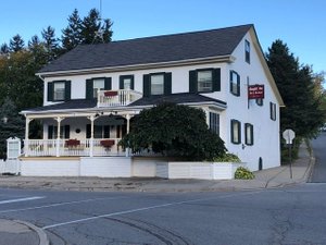 MARYHILL INN - Updated 2024 Prices & Reviews (Ontario)