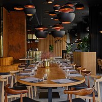 Social table