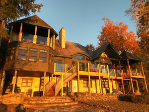 On the Rocks Guest Inn in Miller Lake