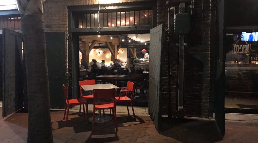 Rock-n-Saké Bar & Sushi