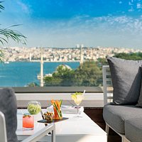 Bleu Lounge View