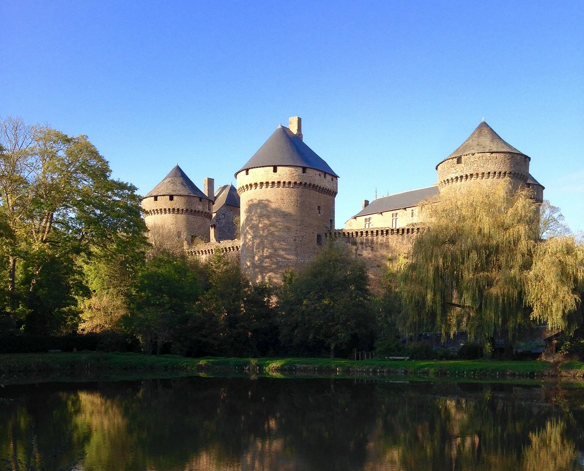 Chateau de Lassay (Mayenne): All You Need to Know