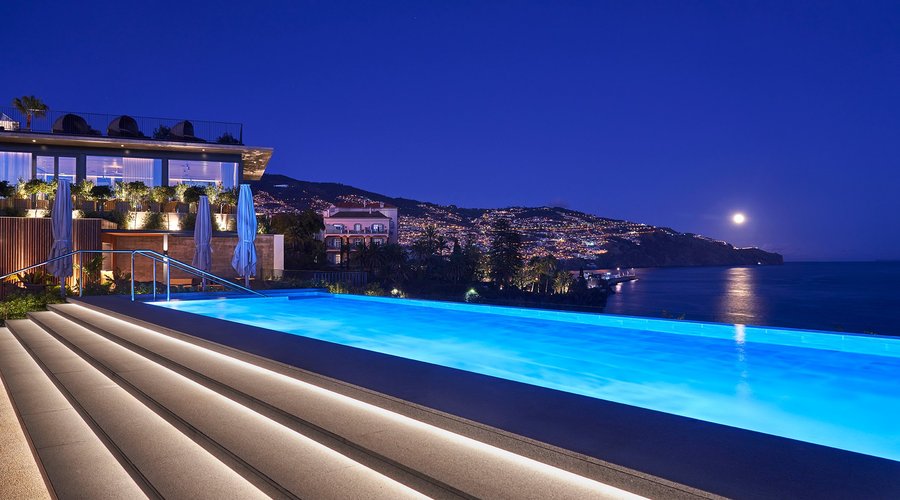 Les Suites at The Cliff Bay