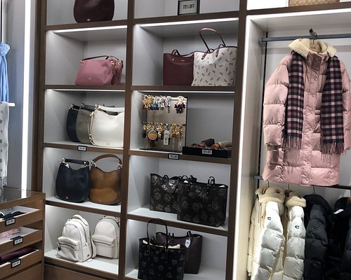 Top 10 Best Louis Vuitton Outlet in Sacramento, CA - October 2023 - Yelp