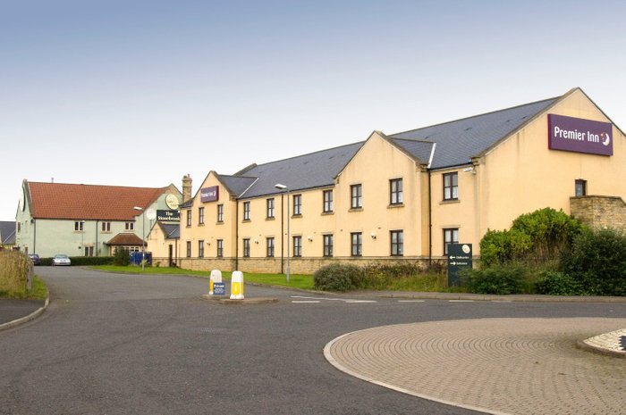 PREMIER INN NEWCASTLE (HOLYSTONE) HOTEL - Updated 2024 Reviews, Photos ...