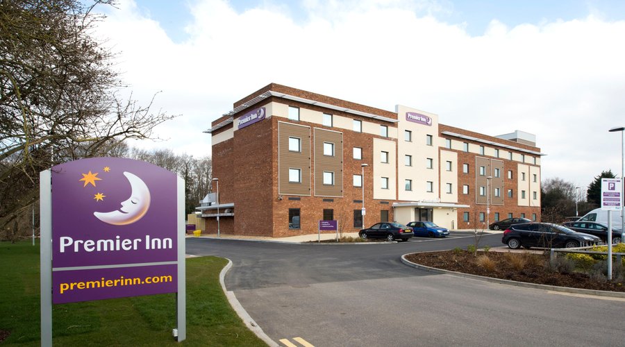 Premier Inn Portsmouth Havant South (Langstone/A27) hotel exterior