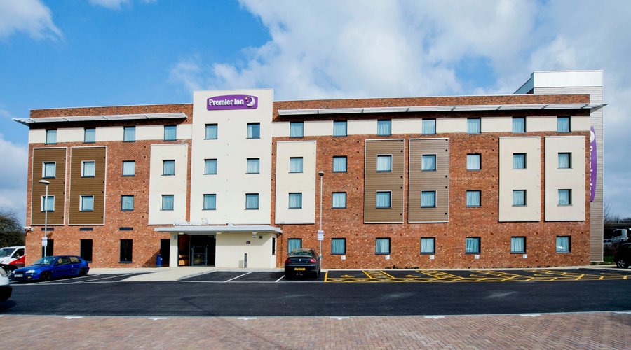 Premier Inn Portsmouth Havant South (Langstone/A27) hotel exterior