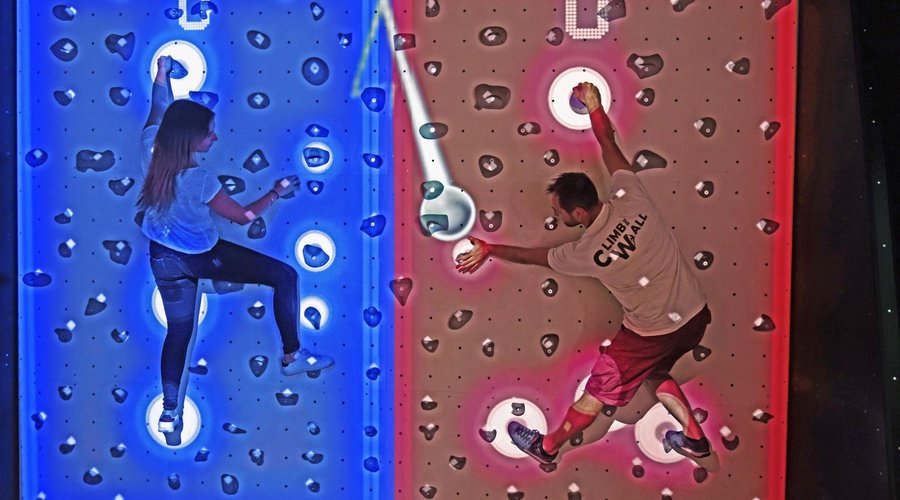 Espace Climb & Play : escalade en Réalité Augmentée
2 joueurs - Climball